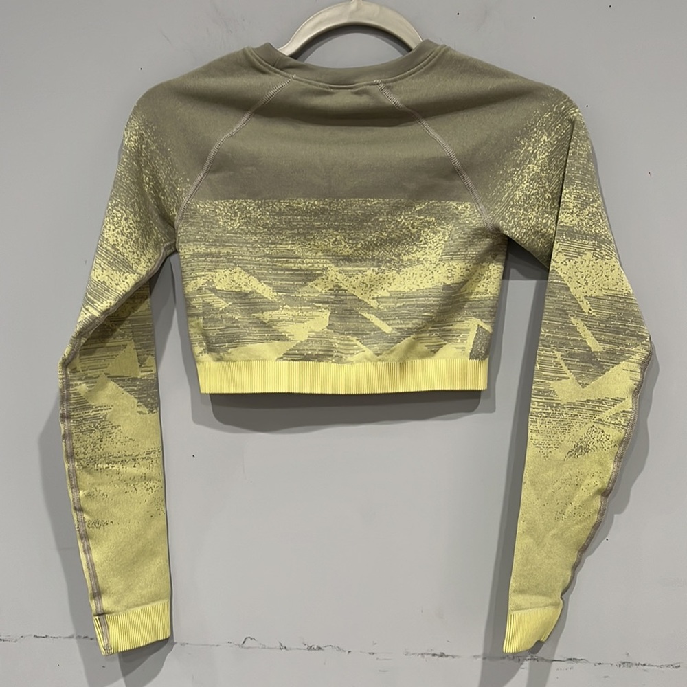 GYMSHARK NEW SOLD OUT ADAPT OMBRÉ CROP TOP - Picture 6 of 6